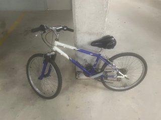 Bicicleta de Montaña Blanca y Azul