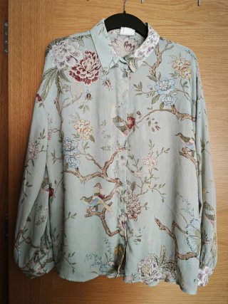 Blusa H&M Estampada Talla 44