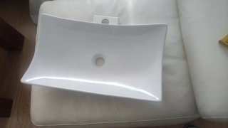 Lavabo de cerámica blanco
