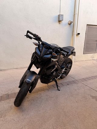 Yamaha MT-125 Naked Negra
