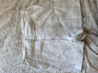 Pantalón corto de lino Adolfo Dominguez