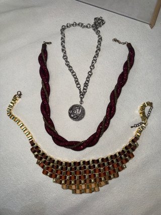 Collares de fiesta
