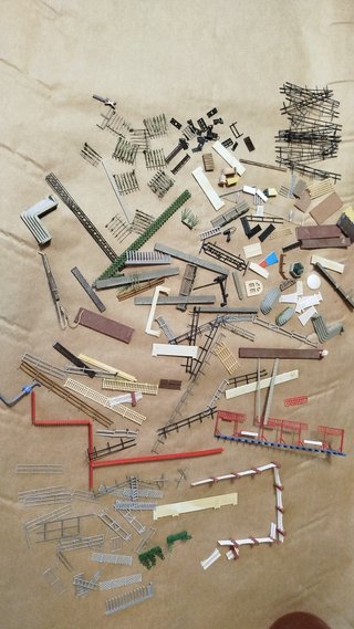 Lote de Repuestos para Maquetas de Tren H0 R1
