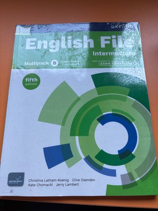 English File 5th Edition B1. Student's Book and...