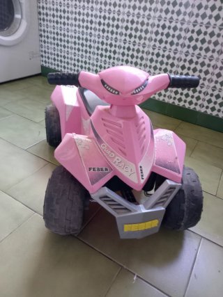 Moto Quad Feber Rosa
