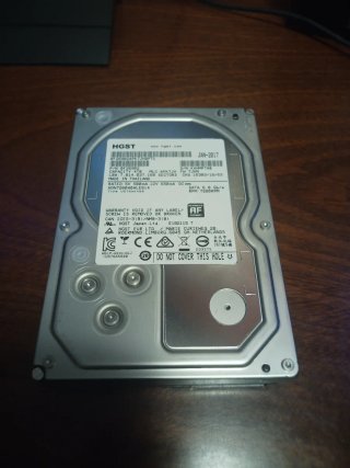 DISCO DURO HGST DESKSTAR NAS 4TB SATA III 128M