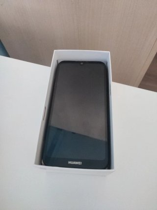 Huawei Y5 2019 con caja y manuales - Para reparar