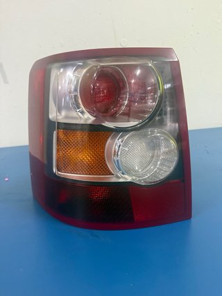 Faro trasero izquierdo land rover
