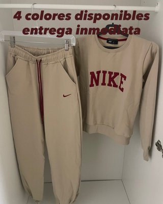 Chándal Nike Mujer Beige