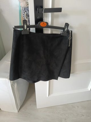 Falda pantalón corta negra