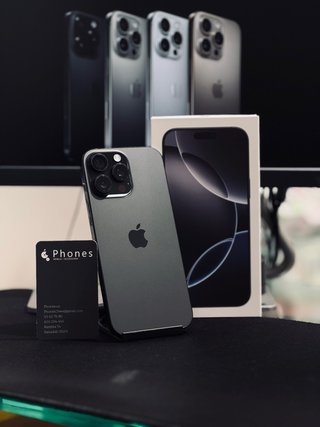 iPhone 16 Pro Max 256GB Negro Seminuevo