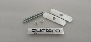 Logo emblema de parrilla Audi Quattro negro