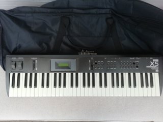 Teclado Sintetizador KORG X5