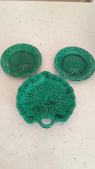3 Piatti Wedgwood vittoriani in maiolica degli anni 1870