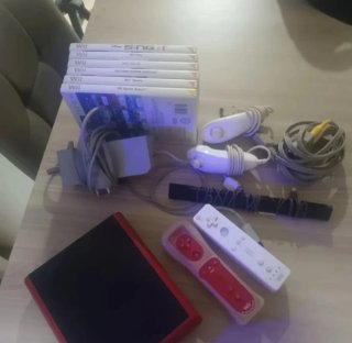 Consola Nintendo Wii Roja con Juegos