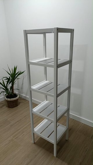 Estantería Blanca de Madera