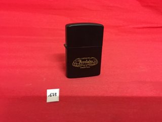 Encendedor tipo Zippo Castillo de Perelada