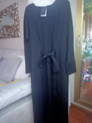 Vestido largo negro manga larga