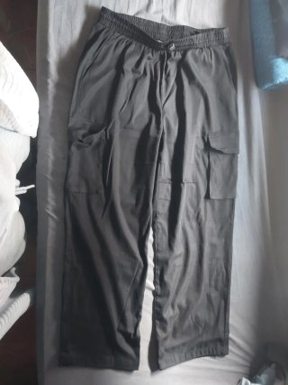 Pantalón cargo negro talla XL