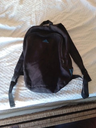 Mochila Adidas Negra y Azul
