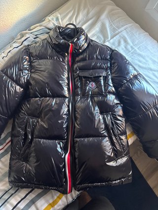 Chaqueta Moncler Negra Brillante