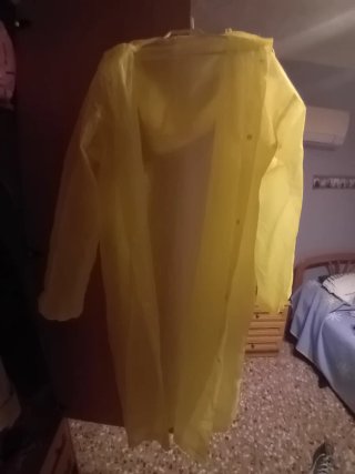 Chubasquero amarillo plástico unisex