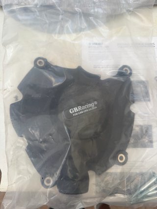 Protección Tapa Motor GBRacing para Yamaha
