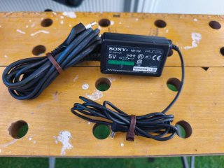 Cargador Sony PSP-104 Original Está perfecto