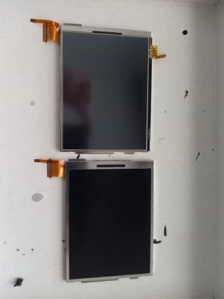 2 schermi touch 3DS XL