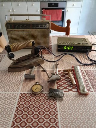 Colección de 8 Antigüedades Variadas