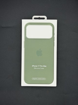 Funda iPhone 17 Pro Max Silicona Nueva 8