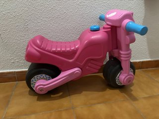 Moto correpasillos infantil rosa
