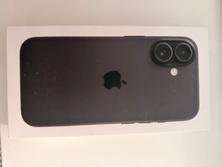 Caja iPhone 16