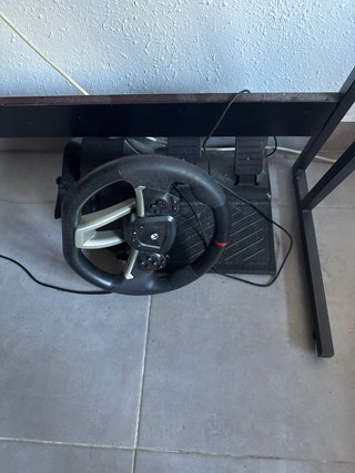 Volante Hori Xbox Series X con pedales