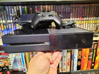 Consola Xbox One Negra