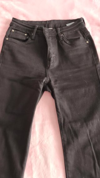 Pantalón vaquero negro Zara