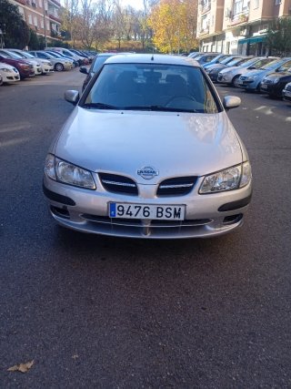 Nissan Almera 2002
