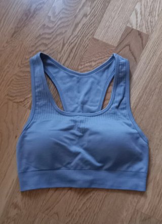 Sujetador deportivo My Protein Gris. Talla S.