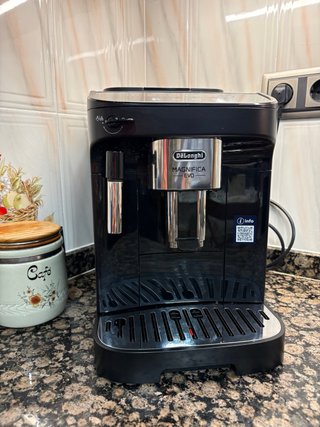 Cafetera DeLonghi Magnifica Evo