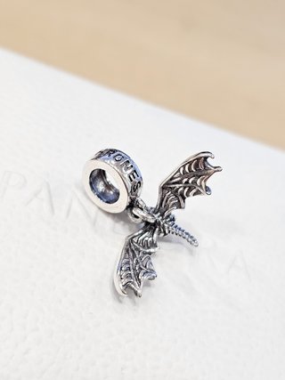 Charm Dragón Juego de Tronos Plata