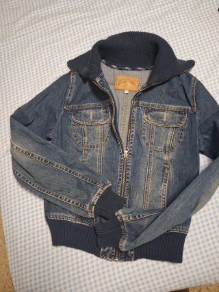 Chaqueta Tejana Stradivarius Talla M