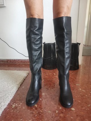 Botas Altas de Piel ZARA Negras a estrenar