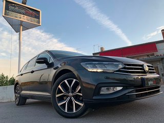 VOLKSWAGEN Passat Variant 2.0 TDI