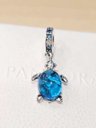 Charm Tortuga Pandora Plata y Azul