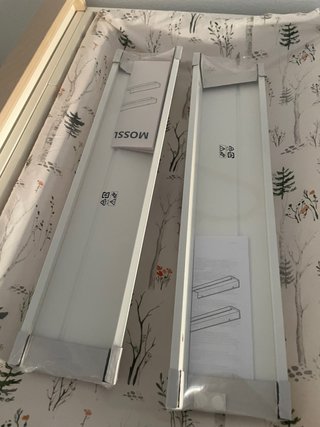 2 Estantes IKEA Mosslanda Blancos