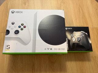 Xbox Series S512GB+Mando+Mando Lunar Shift+bateria