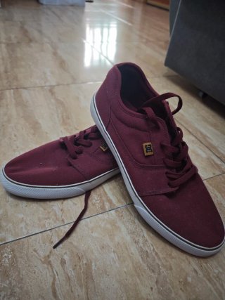 Zapatillas DC Rojas