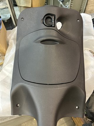 Bauletto anteriore completo Piaggio Beverly