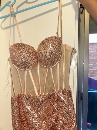 Vestido de fiesta con lentejuelas