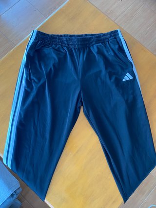 Pantalón chándal Adidas negro 3 bandas